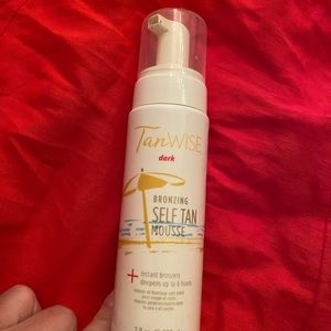 Tanwise Dark self tanner